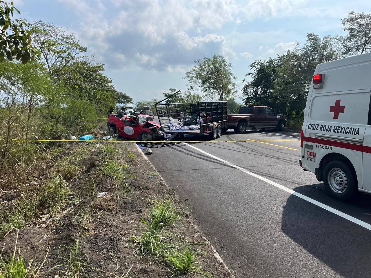 Accidente en la carretera Cerro de Ortega–Tecomán deja una persona fallecida