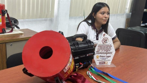 Con apenas 17 años, la estudiante del CETIS 78 de Altamira conquistó un reconocimiento internacional gracias a Vortex Tech, un innovador dispositivo que utiliza ondas acústicas para sofocar pequeñas llamas sin necesidad de agua ni sustancias químicas.